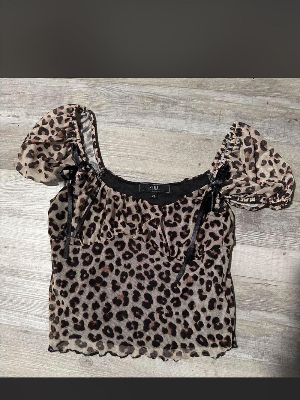 Vibe Leopard Puff Sleeve Crop Top - Brown & Black